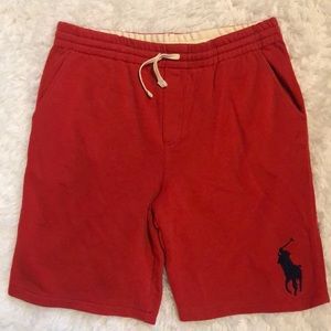 Boy’s Polo Ralph Lauren cloth shorts with drawstring.